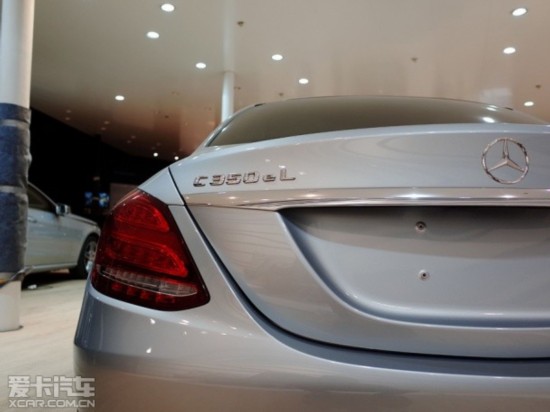 �Ϻ���չ̽��:����C350eL���춯�ع�