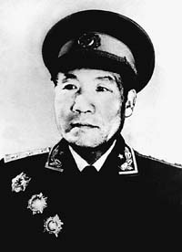 揭秘：哪位传奇参谋长辅佐过五位开国元帅？