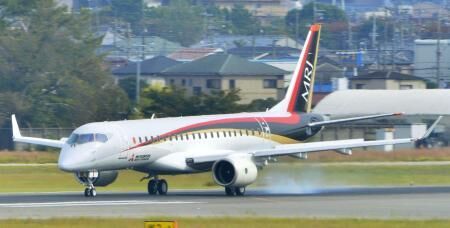 日本三菱支线客机 MRJ 启动地面高速滑行试验-