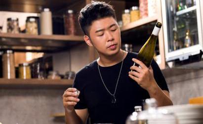 杜海涛身价过亿:拍广告开网店开餐厅买房开公