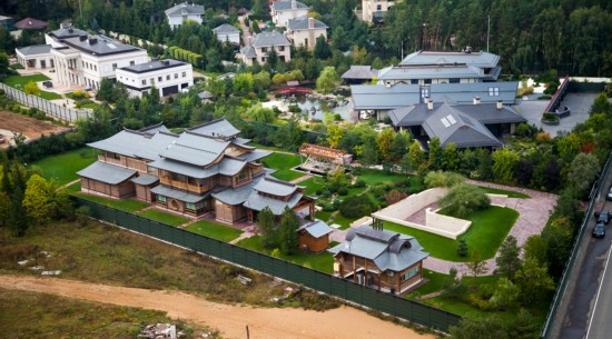 英媒曝俄防长秘建"中国风"豪宅 估价1200万英镑(组图)