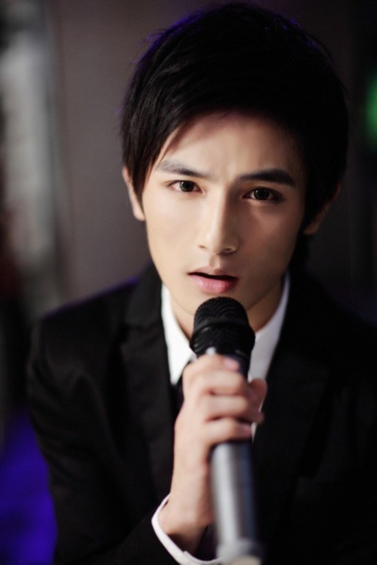 宁波现高颜值交警 民间男神大集合:秦思翰袁鹏