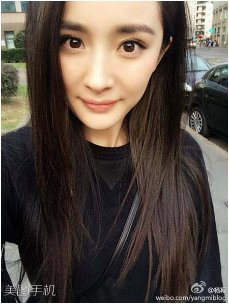 赵丽颖领衔80后爱自拍花旦 谁更水嫩?