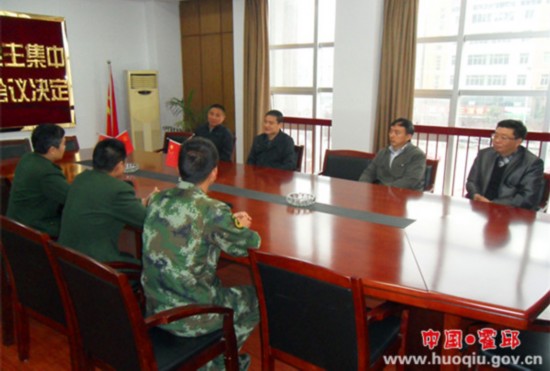 霍邱县招聘_霍邱县加强人才对接助力企业健康发展(4)