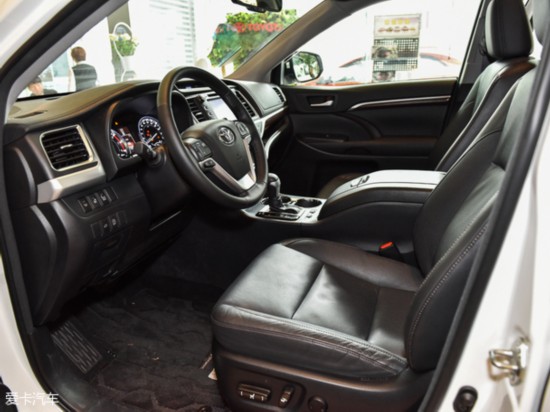 秋<em>冬季</em>流行色彩 酒<em>红色</em>中型SUV推荐--人民网海