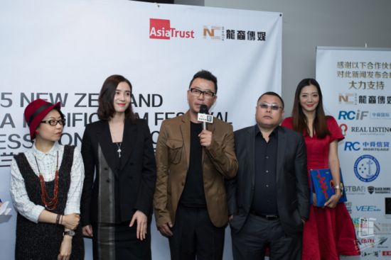 村木田刘妍希惊艳亮相新西兰亚太电影节