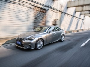 ׿˹ ׿˹IS 2015 200t F SPORT