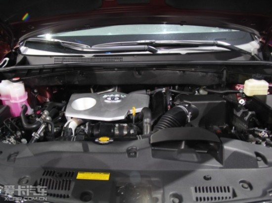 秋<em>冬季</em>流行色彩 酒<em>红色</em>中型SUV推荐--人民网海