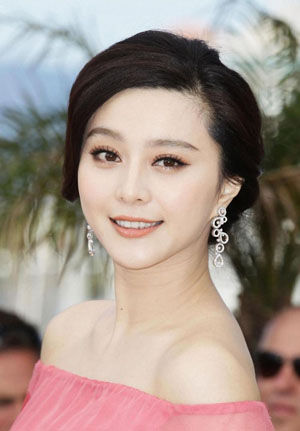 胡歌日本获奖英文演讲引尖叫明星英文水平大起