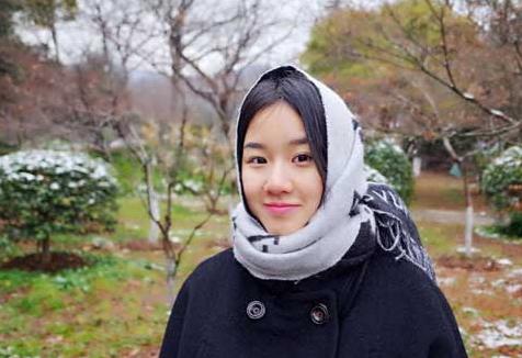 孟非女儿近照曝光神似杨紫 网友:千万别整容(组