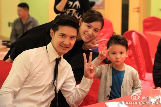 田亮二胎儿子正面照首曝光 帅气小正太似混血