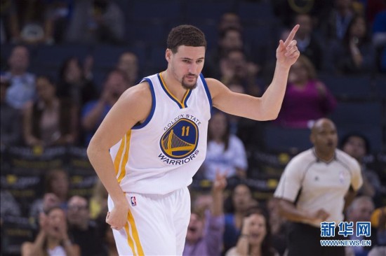 NBA常规赛:勇士胜活塞
