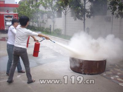 蒸湘開放消防站 社會公眾“親密接觸”消防