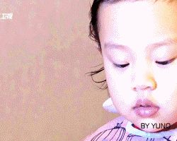 甜馨戴粉色假发模样可爱 坑娃贾乃亮:我给打扮