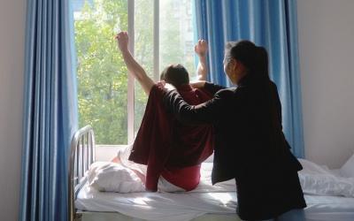 男子患假两性畸形症 过22年双性生活