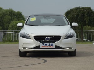 �ֶ���(����) �ֶ���V40 2016�� 2.0T T4 ���Ű�