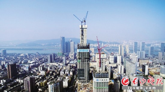 长沙九龙仓国金中心每天长高一米 预计2017年