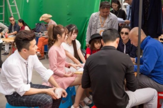 新生代演员兰幼金加盟游戏综艺《樱熊不联盟》