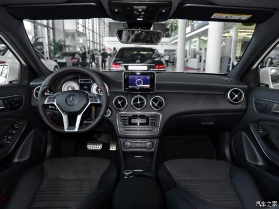 ����(����) ����A�� 2015�� A 200 �˶���