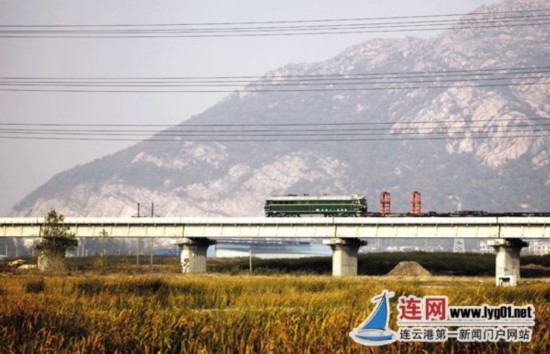 连盐铁路海州区锦屏施工段建设提速