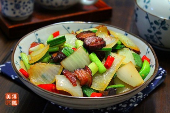 Sautéed bacon and vegetables. (File Photo)
