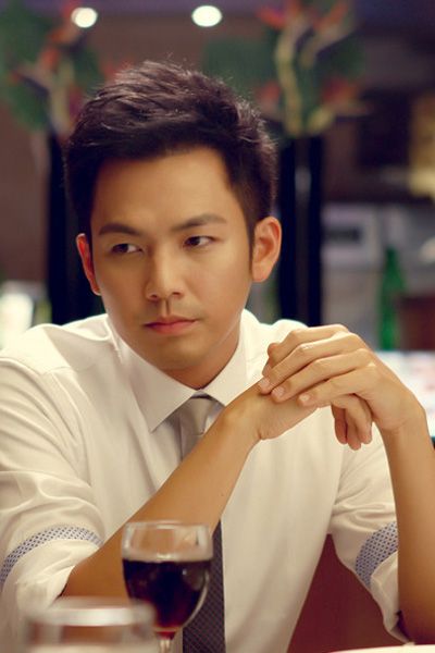 除了王凯胡歌 娱乐圈颜好手美的男明星还有他