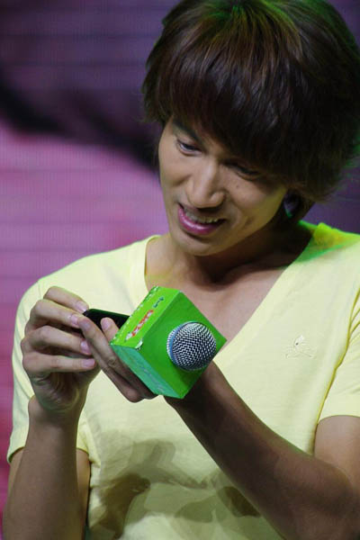 手控们看这里!除了王凯胡歌 娱乐圈颜好手美的