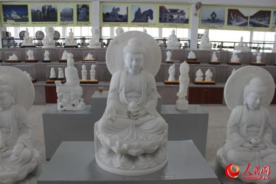 石雕艺术品。(人民网记者 车柯蒙摄)