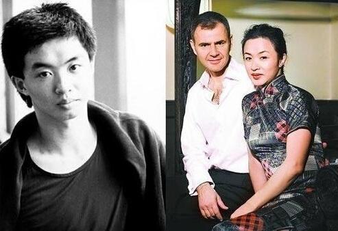 金星加盟非诚勿扰 金星脱口秀魔性表情揭变性前后对比照