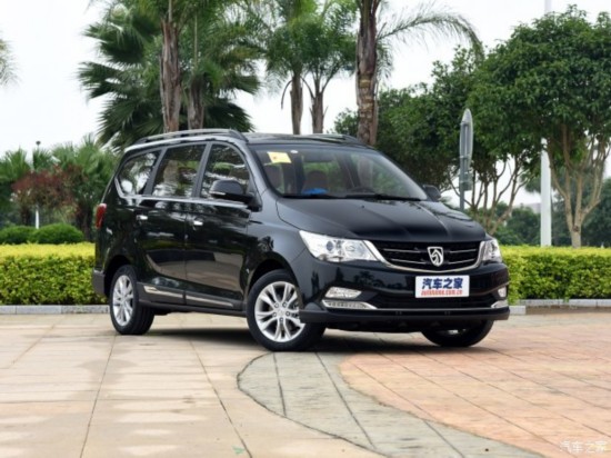 上汽通用五菱 宝骏730 2016款 1.5l 手动豪华型 7座