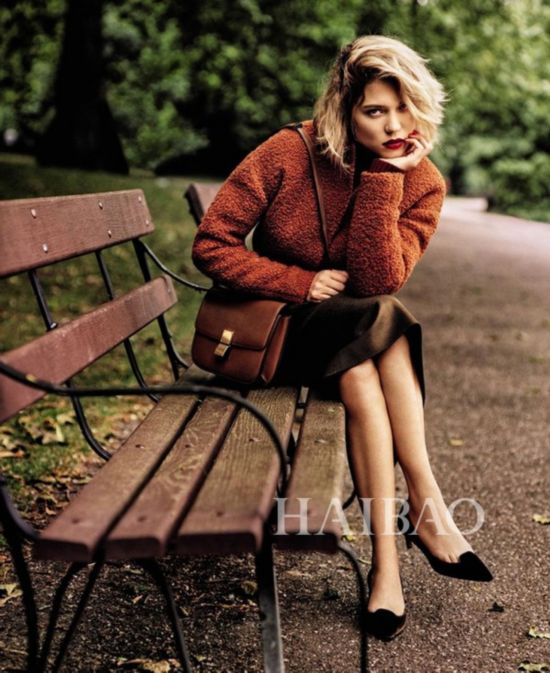 š (Lea Seydoux)