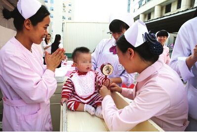 福建省立医院5个新生儿中就有1个早产儿 并逐