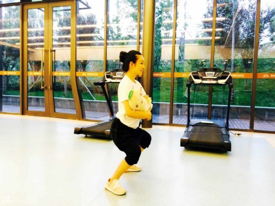  苏有朋成肌肉猛男  盘点娱乐圈热衷于健身的明