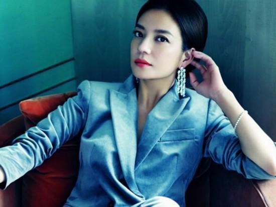 赵薇炒新股9天赚两亿 网友叹服:不拼颜值拼财