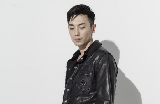 新偶像:朱亚文有点帅有点坏 有事业有老婆有女