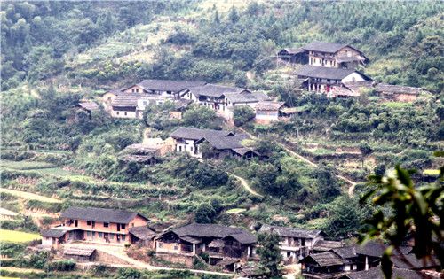 奔达乡人口_奔达金吉拉300(2)