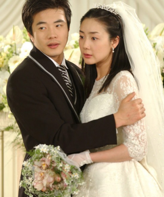 00年代大热韩星现状:韩佳人怀孕宋承宪恋刘亦菲