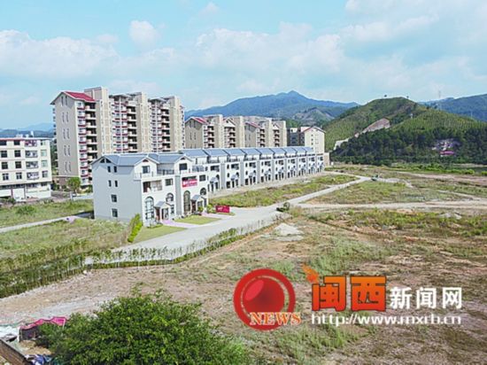 上杭县有多少人口_上杭县王波婚纱照