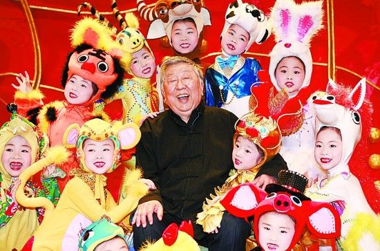 与时代同行的“老顽童”——记空军政治部文工团创作员、著名剧作家阎肃