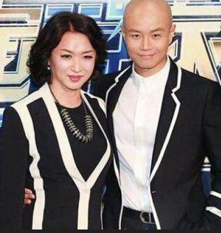 刘晓庆金星聊得热火朝天 盘点那些年被金星喷