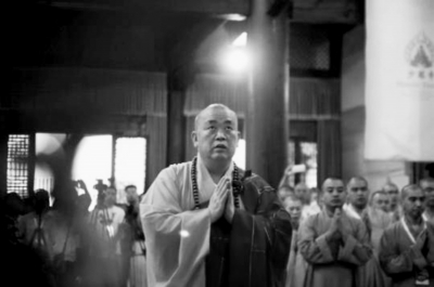 少林寺方丈释永信被举报 违反戒律问题说法不