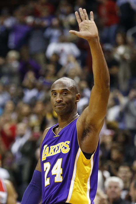 NBA-科比赛季新高31分 湖人客场胜奇才结束7