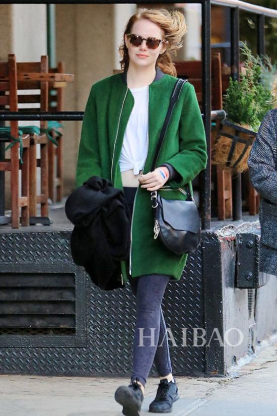 ꡤ˹ͨ (Emma Stone) ɫŦԼ