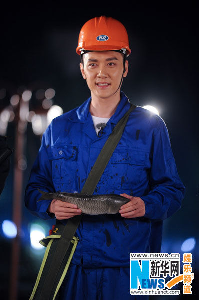 冯绍峰《奔跑吧兄弟》撞脸光头强(图)