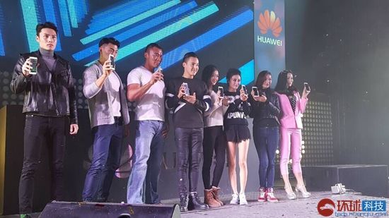 华为推金属手机畅享5S:指纹识别 1099元起