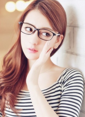 郭富城再晒用餐恩爱照 3小时内收网友4万负评