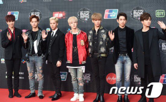 2015MAMA̺ EXOȫԱ̩ȹԽͼ