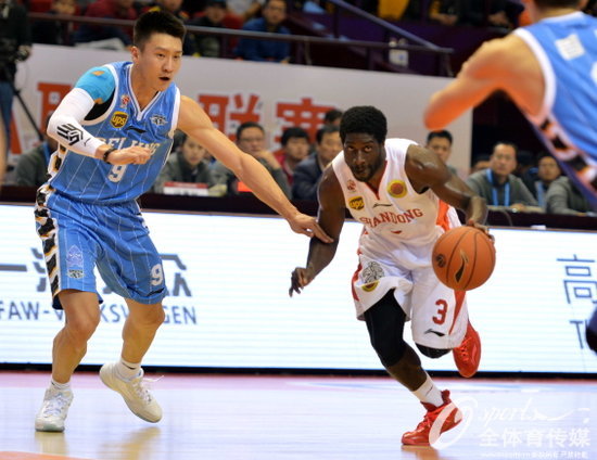 CBA-比斯利两双杰特28分 山东109-88大胜北京