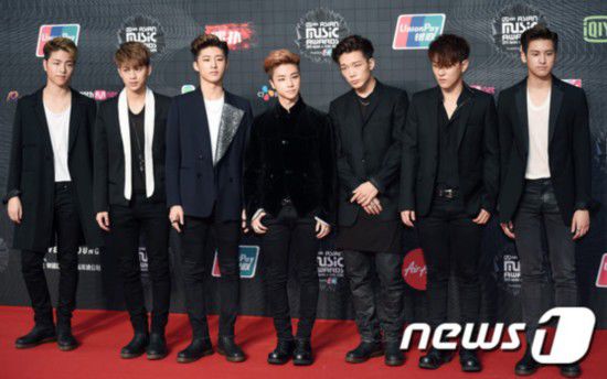 2015MAMA̺ EXOȫԱ̩ȹԽͼ