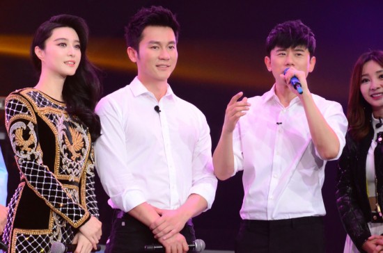 挑战者联盟第一季 9892785729216833723.jpg